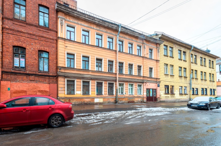 фасад дома, здание по адресу г Санкт-Петербург, ул Дегтярная, д 5-7